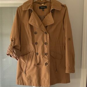 Women’s rain jacket